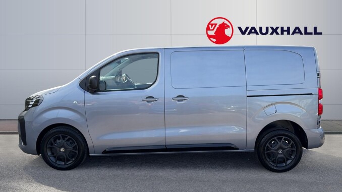 Vauxhall Vivaro L1 Diesel 1.5 Turbo D 120 Pro H1 Van - Image 4